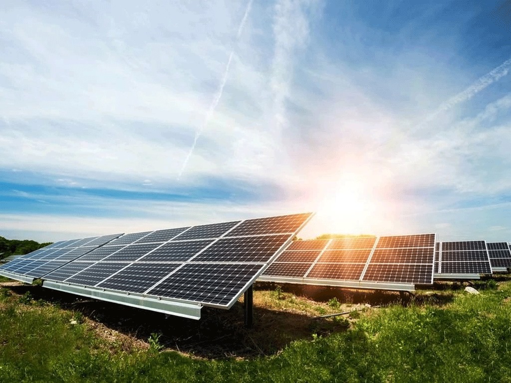 Togo/Énergie solaire: Le pays accélère sa transition vers l’accès universel à l’électricité