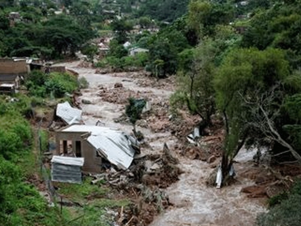 Afrique du Sud: Les intempéries font 101 morts, le gouvernement décrète l’état de catastrophe nationale