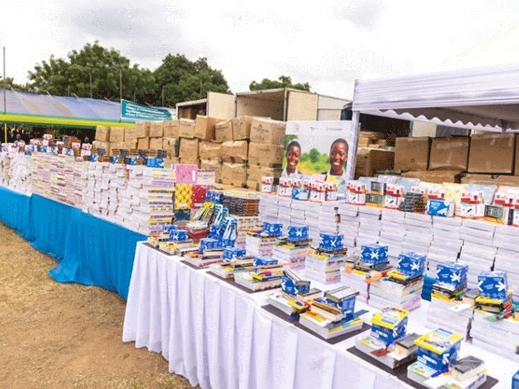 Togo: Le gouvernement mise sur l’éducation des filles, plus de 100 000 kits scolaires distribués