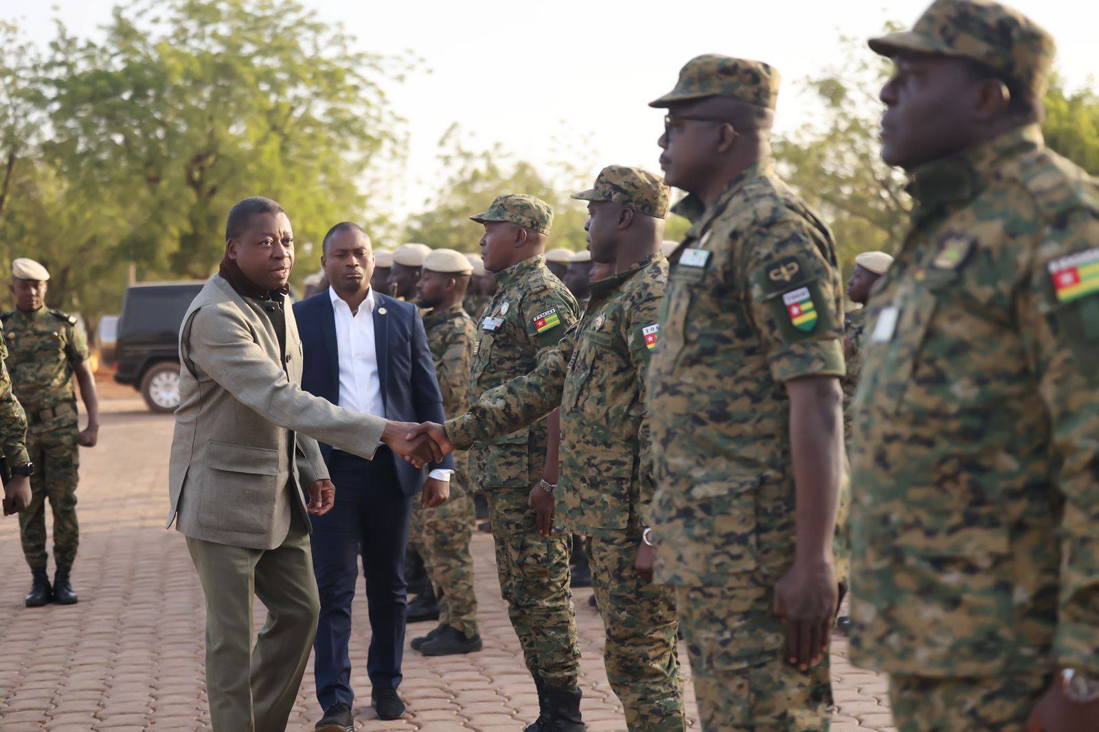 Togo : Le Président Faure Gnassingbé consolide l’armée comme pilier de l’unité nationale togolaise