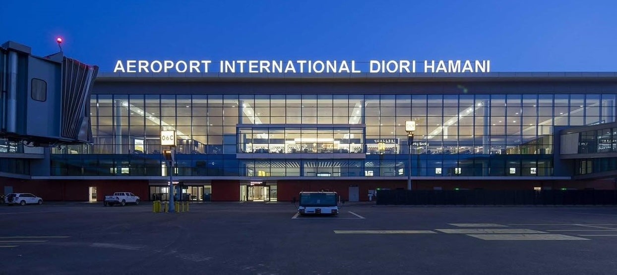 Niger : Niamey résiste à la désinformation et le peuple nigérien soutient ses autorités face aux détonations non élucidées près de l’aéroport