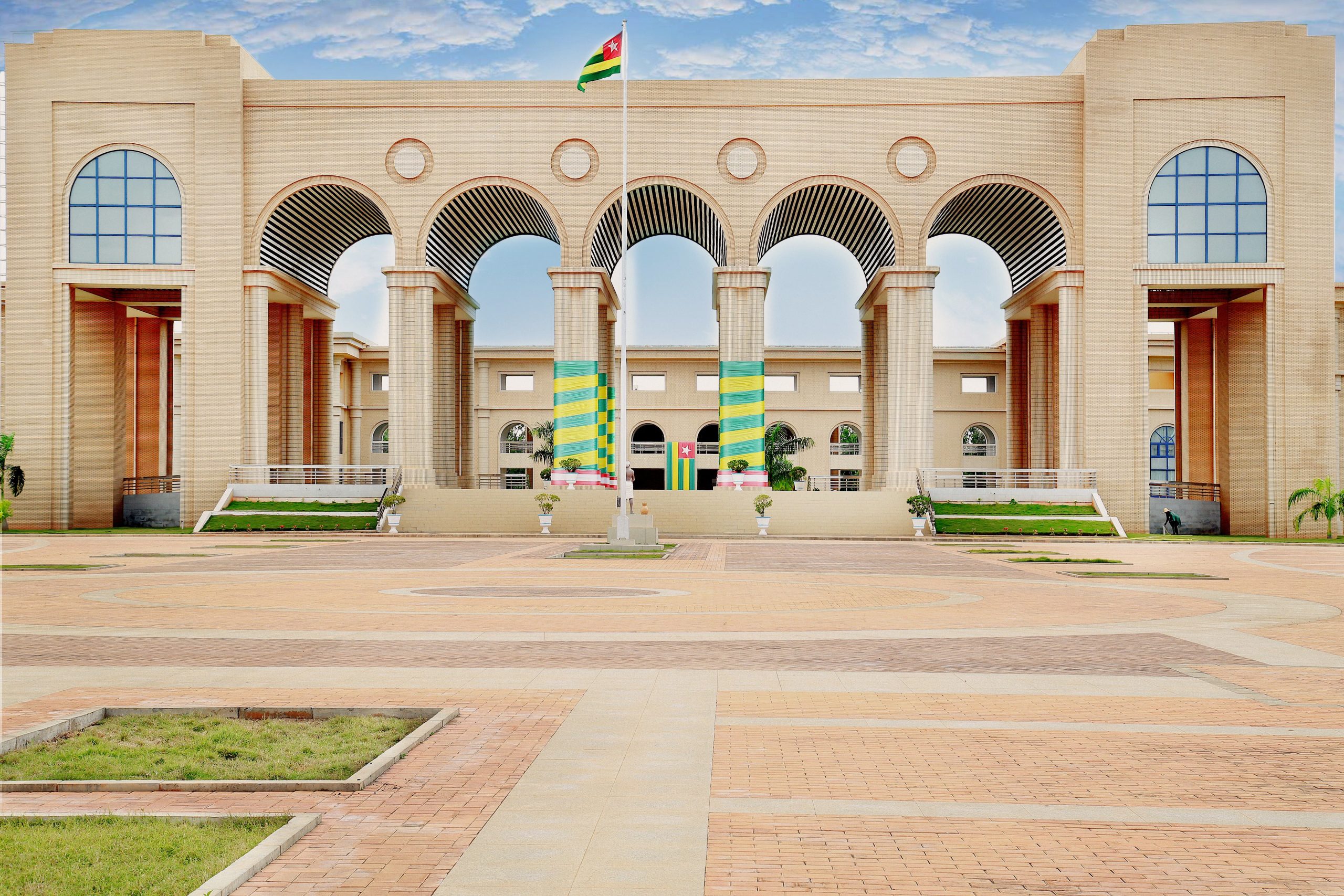 Togo : Le Parlement adopte définitivement la loi anti-blanchiment pour sécuriser le système financier national